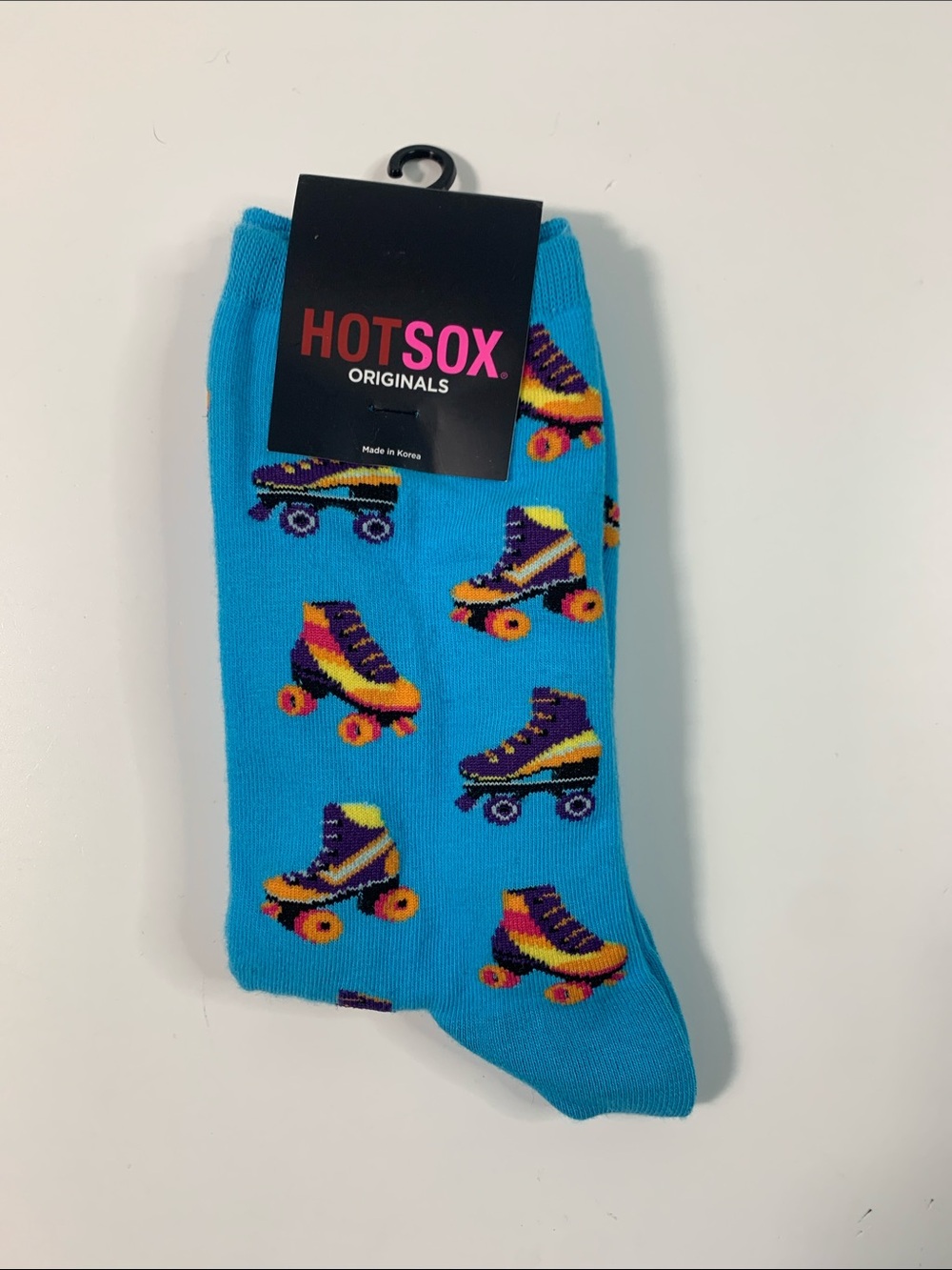 Hot Sox Turquoise Roller Skate Pattern Crew Socks